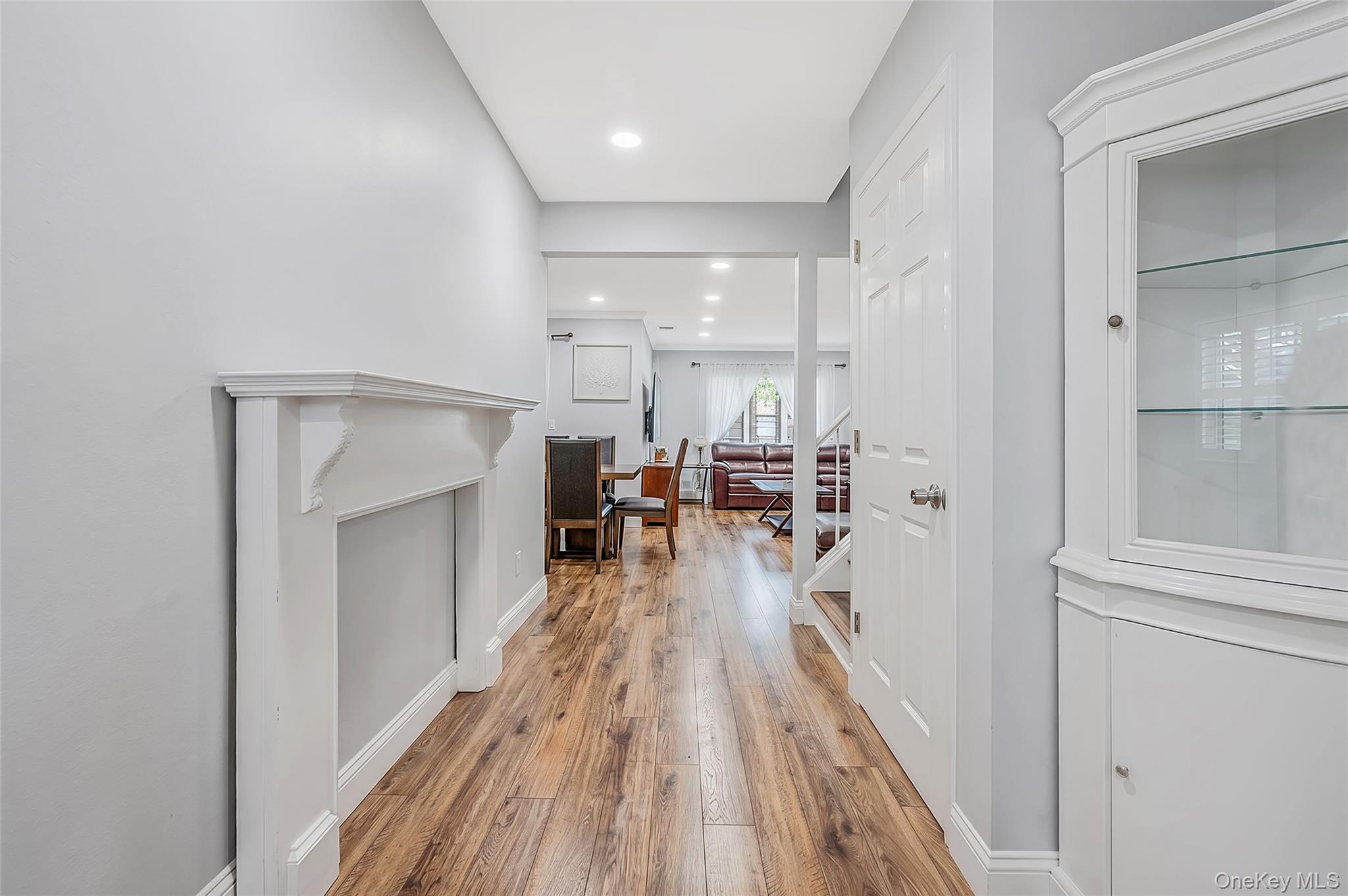 5 Jeremy Circle Property Photo 3