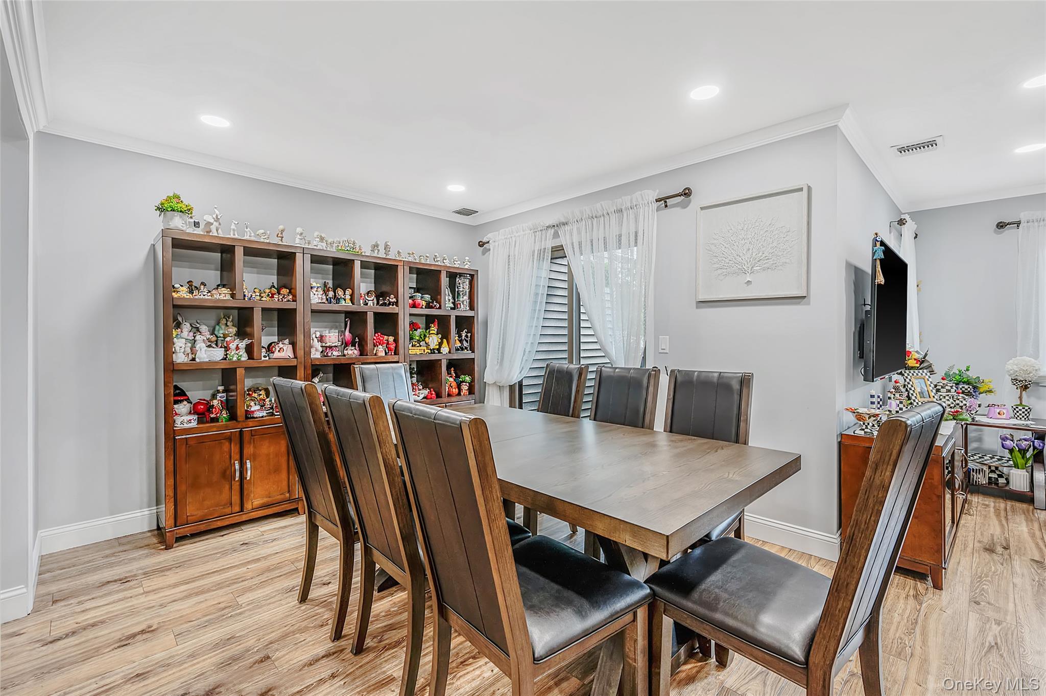 5 Jeremy Circle Property Photo 10