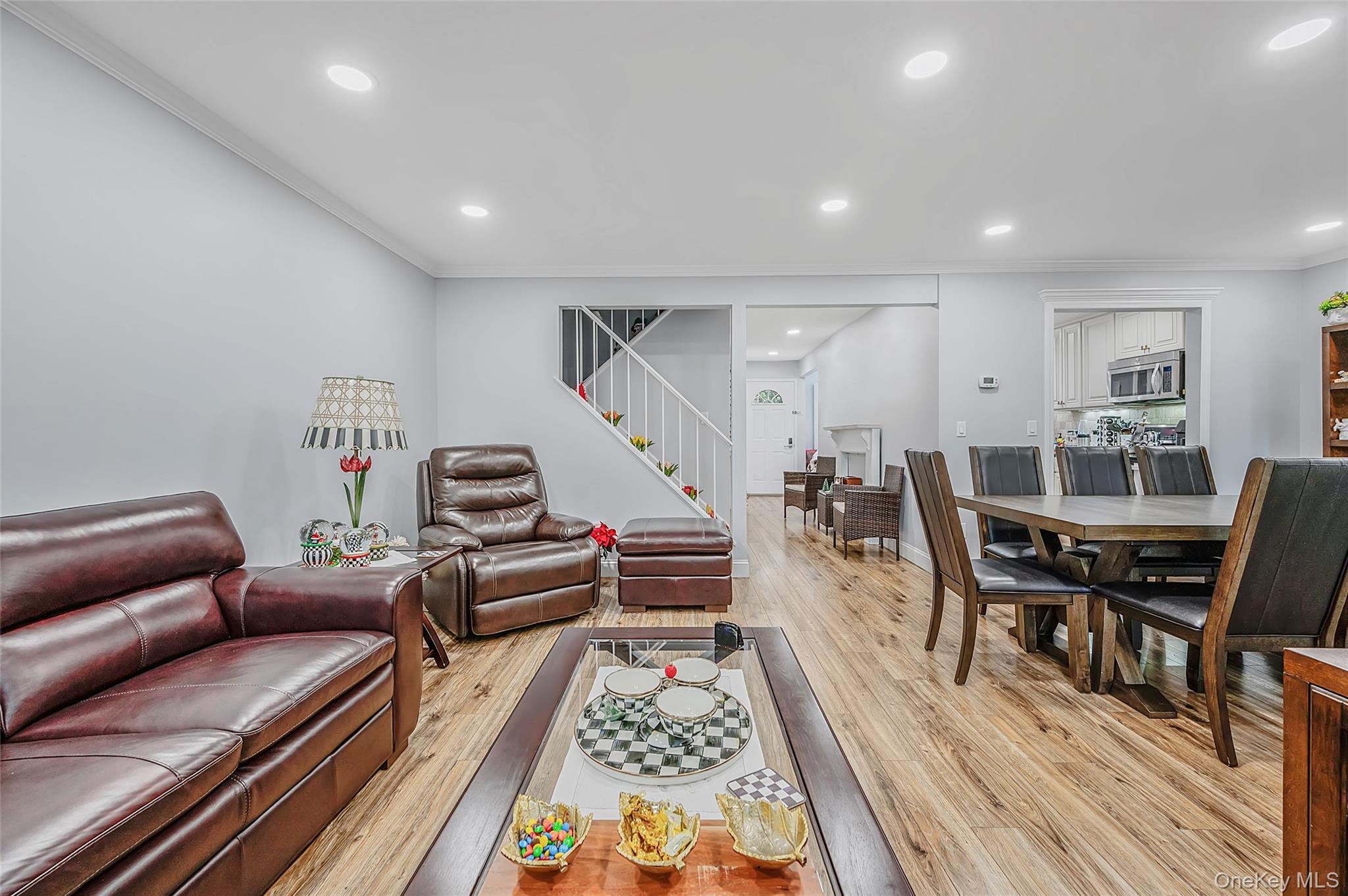 5 Jeremy Circle Property Photo 12