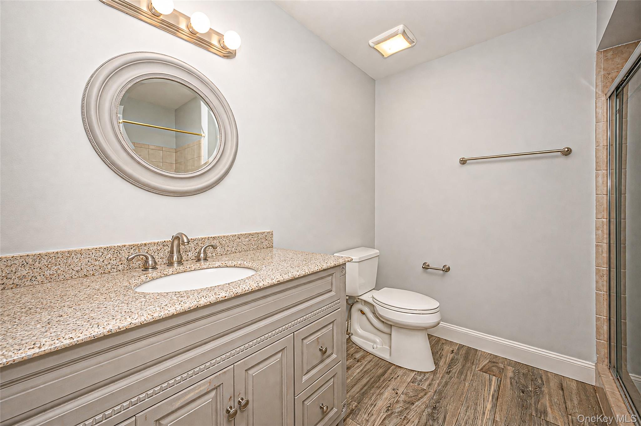 5 Jeremy Circle Property Photo 18