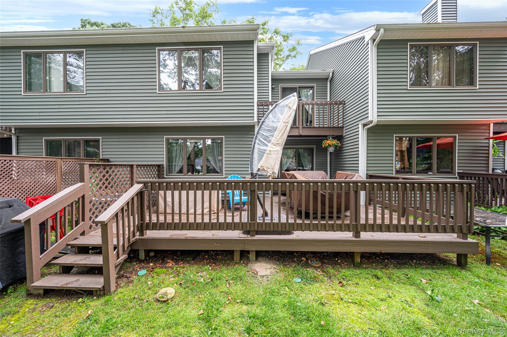 5 Jeremy Circle Property Photo 23