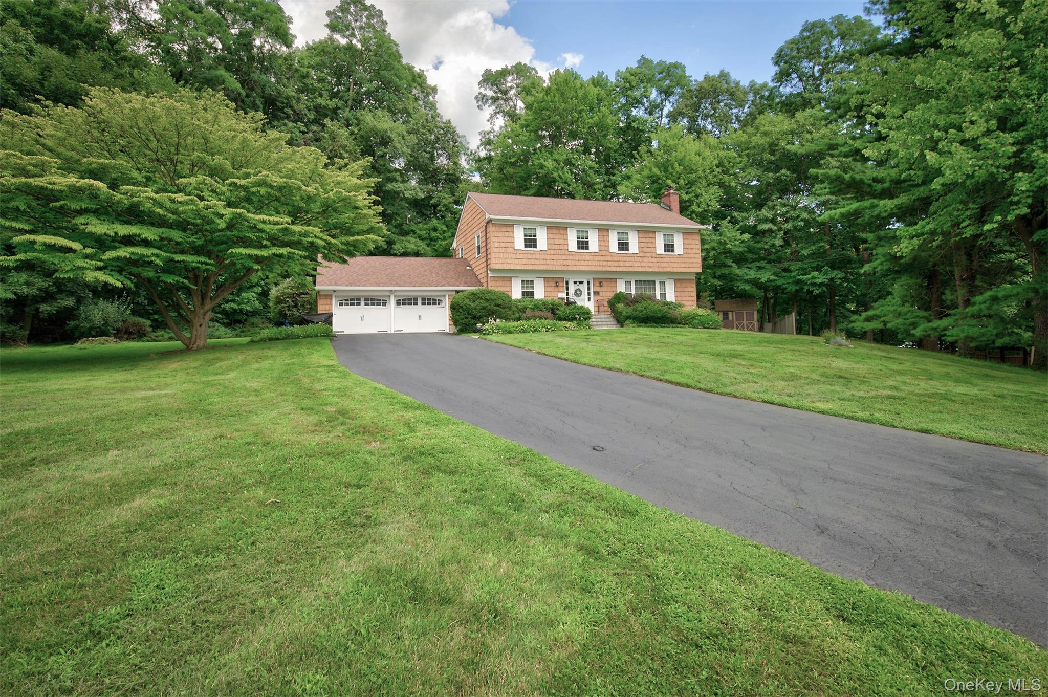 39 Park Drive Property Photo 2