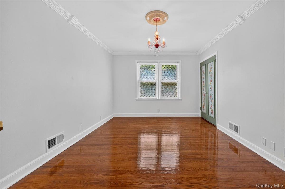 1155 Webster Avenue Property Photo 14