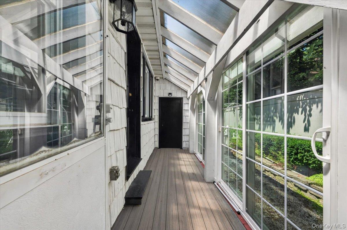 1155 Webster Avenue Property Photo 33