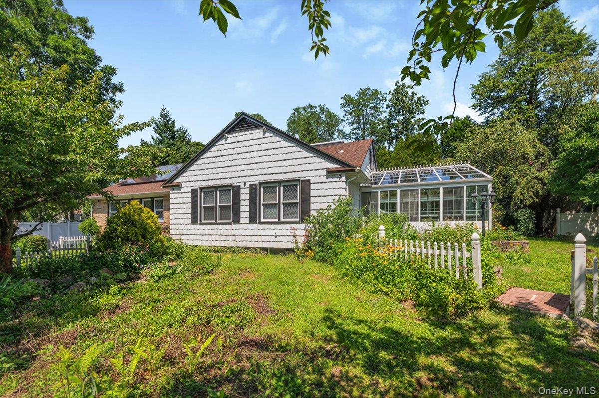1155 Webster Avenue Property Photo 37