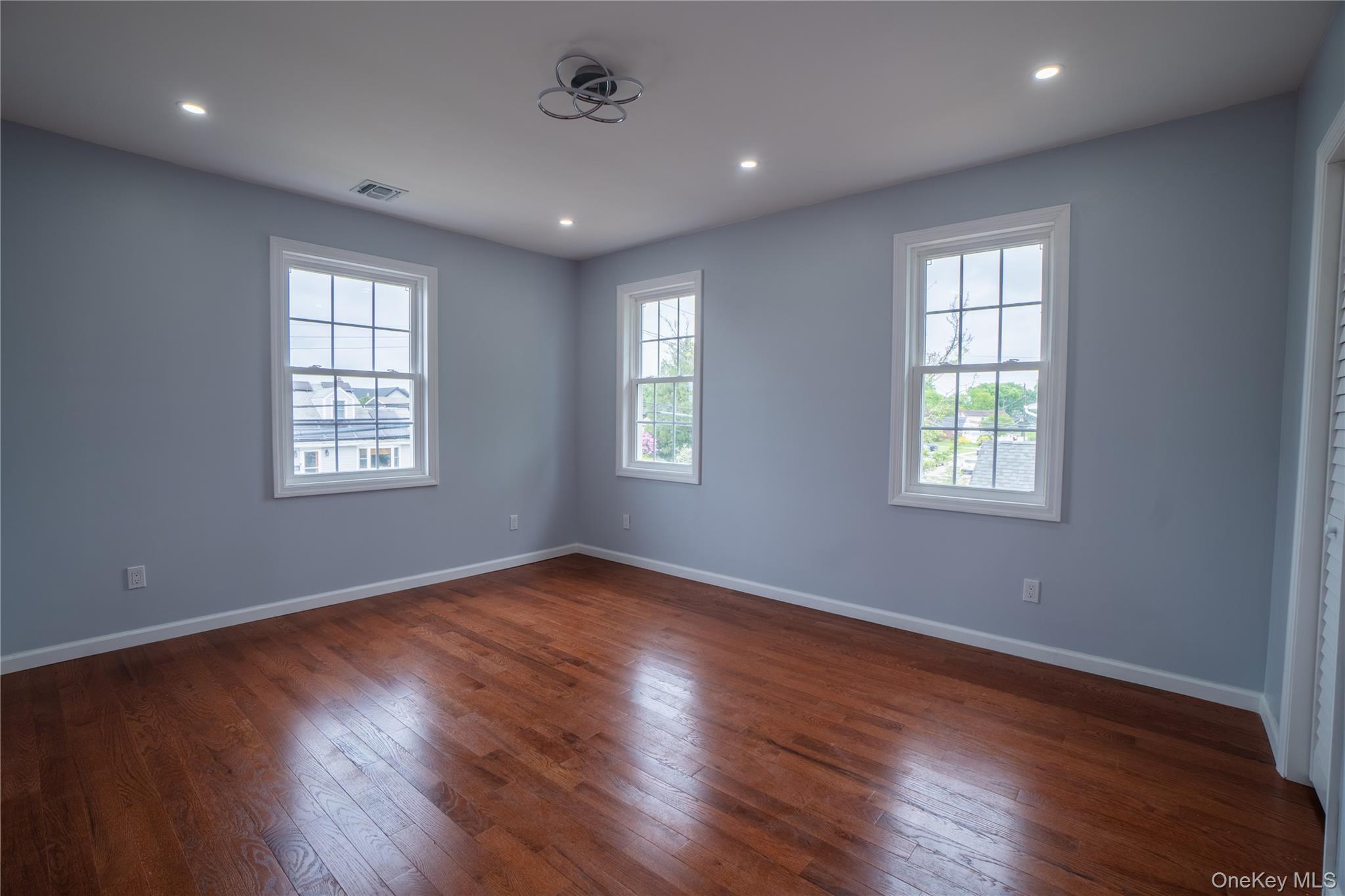 139 Maple Avenue Property Photo 11