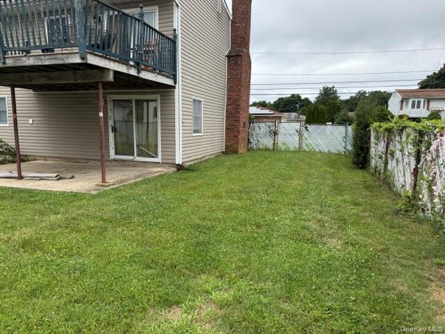 89 Lincoln Avenue Property Photo 4