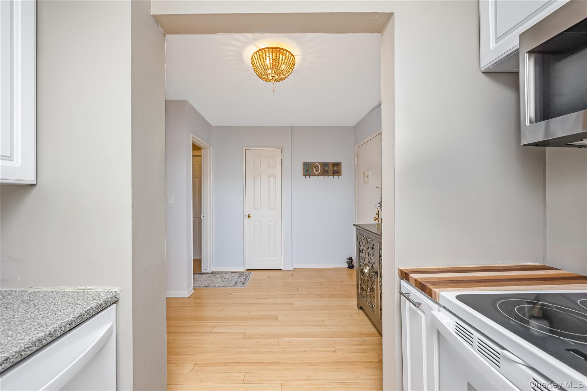1 E Broadway 5g Property Photo 15