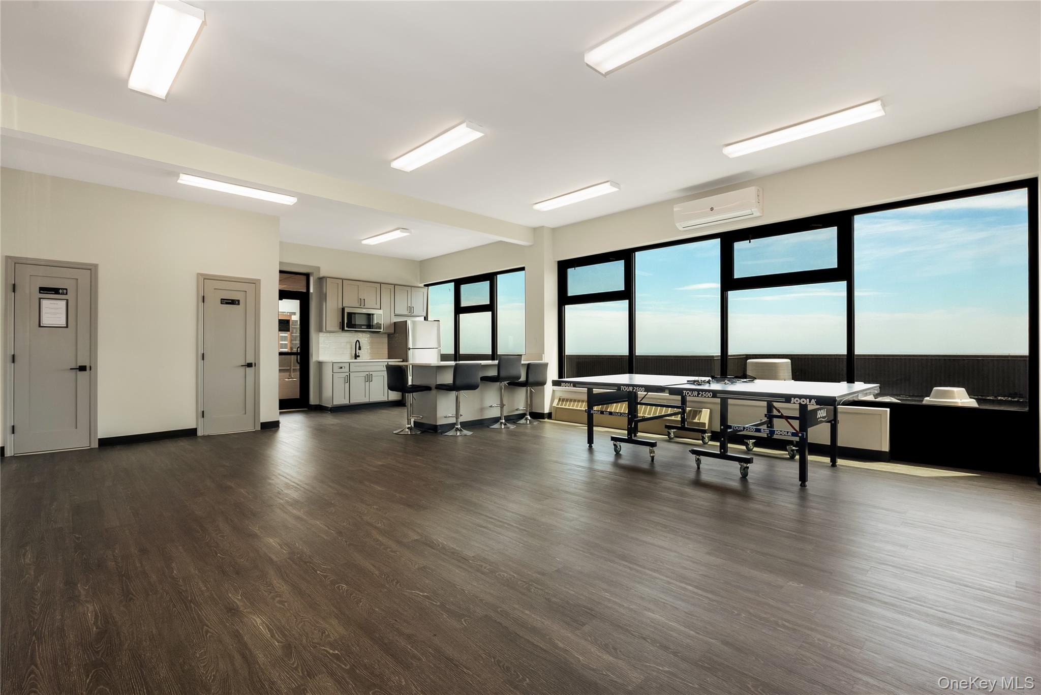 1 E Broadway 5g Property Photo 35
