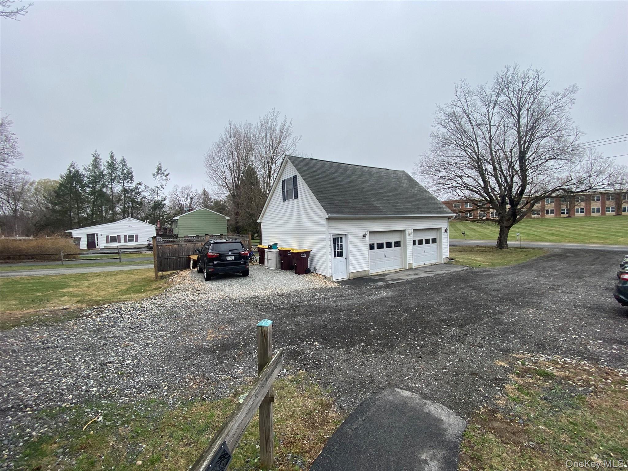 94 Sanfordville Road 4 Property Photo 8