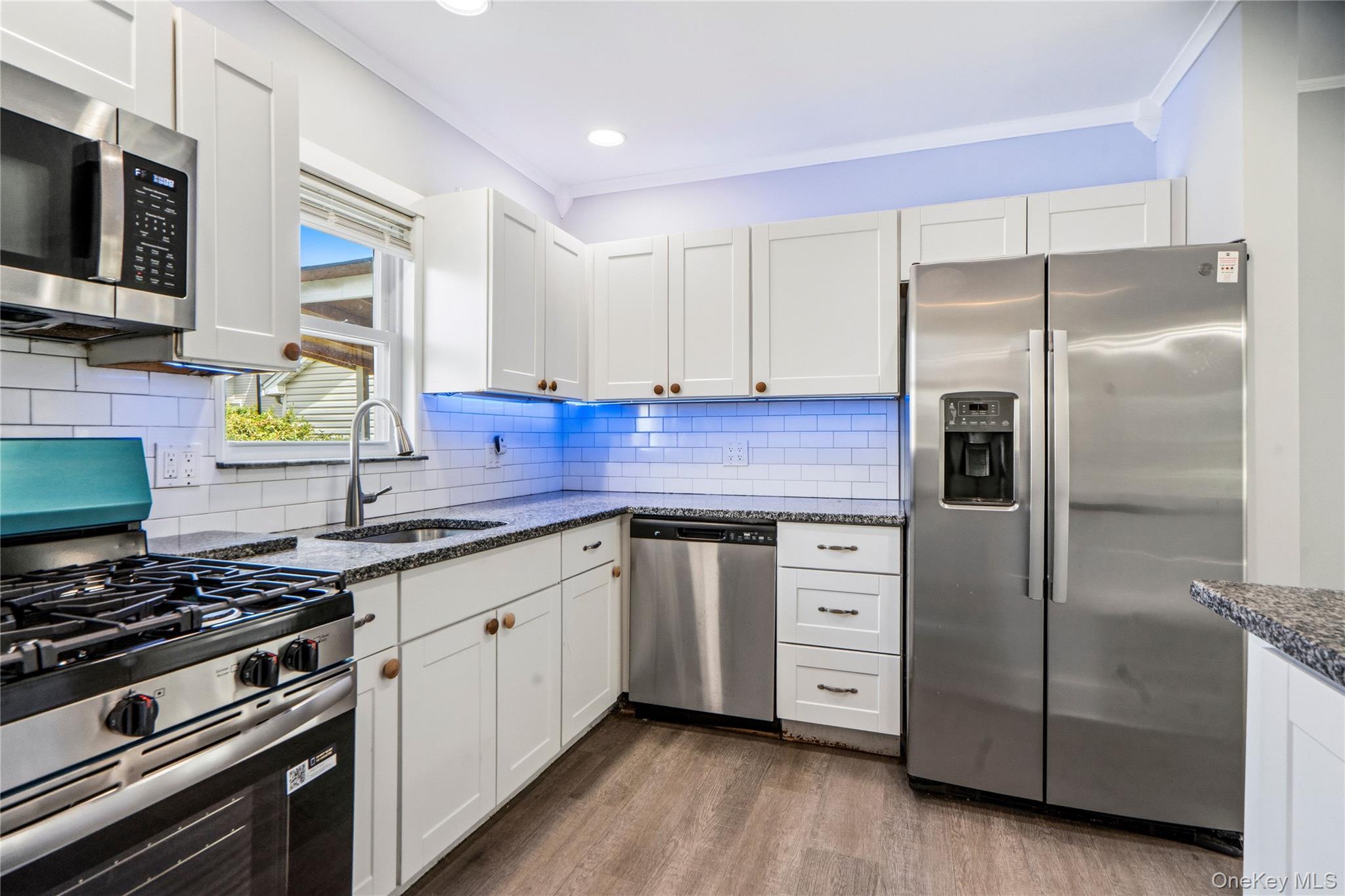 984 Maxwell Street Property Photo 16