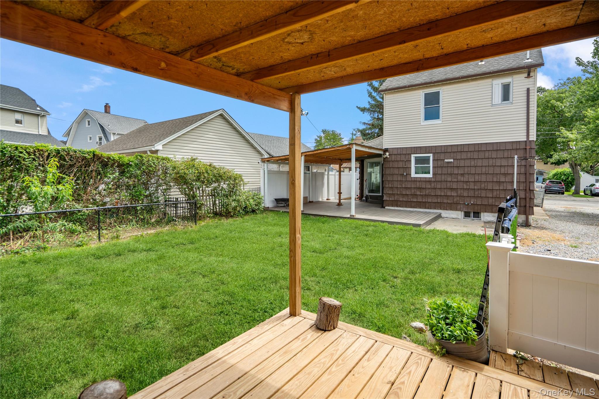 984 Maxwell Street Property Photo 31