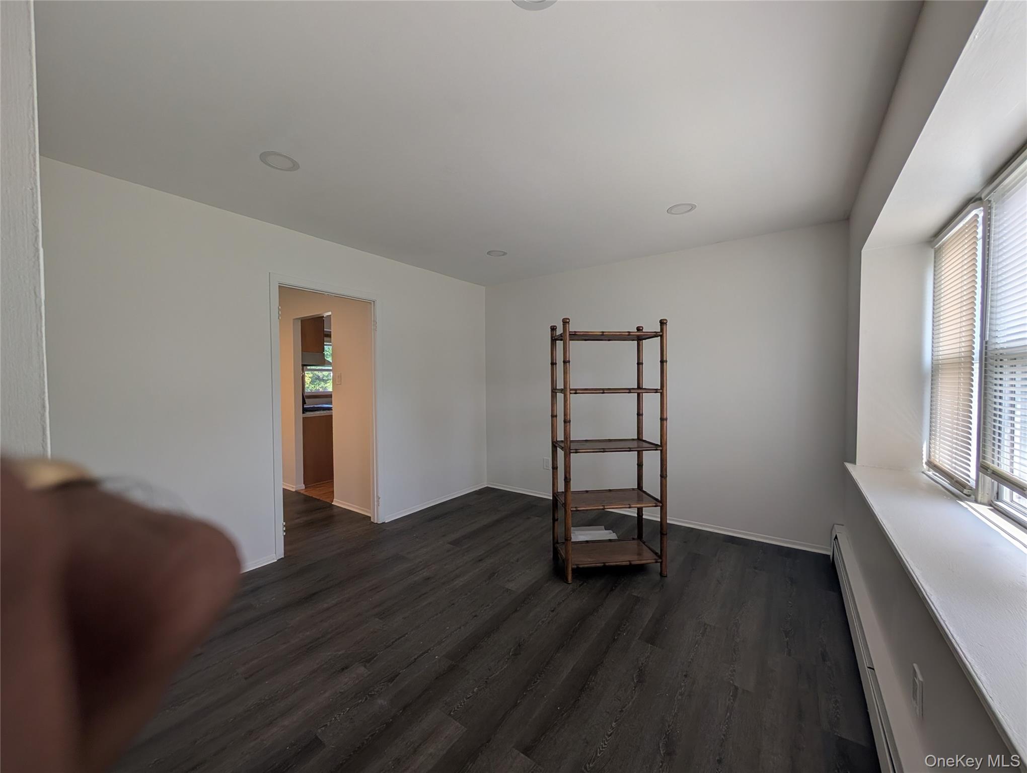 9 Maureen Lane Property Photo 6