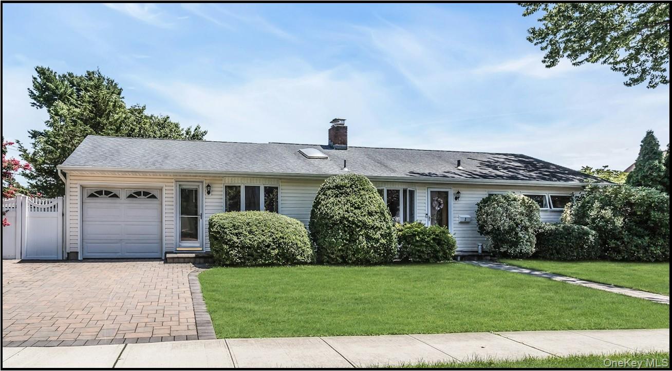2 Arbor Road Property Photo 1