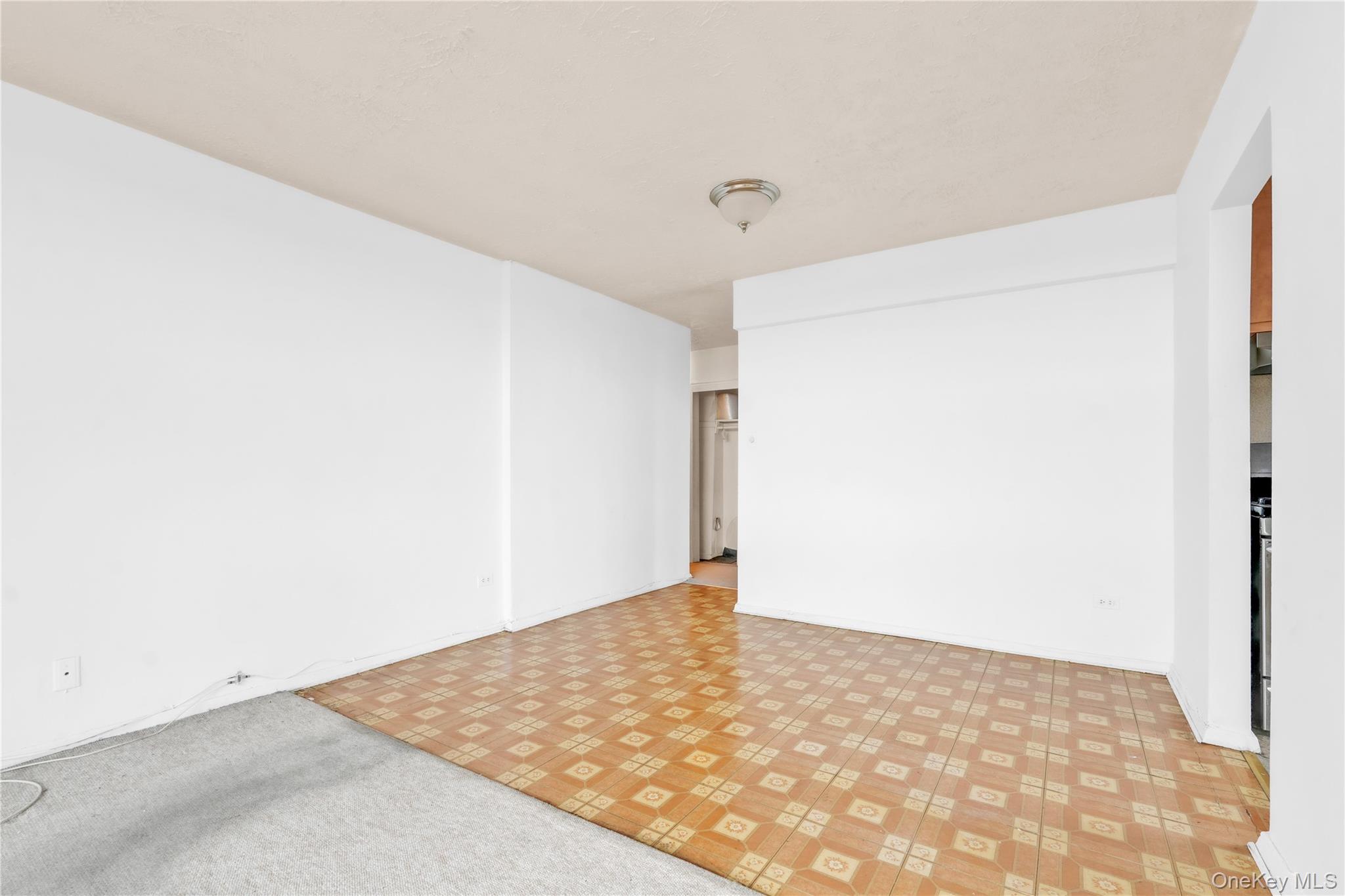 108-05 Astoria Boulevard 6-a Property Photo 3