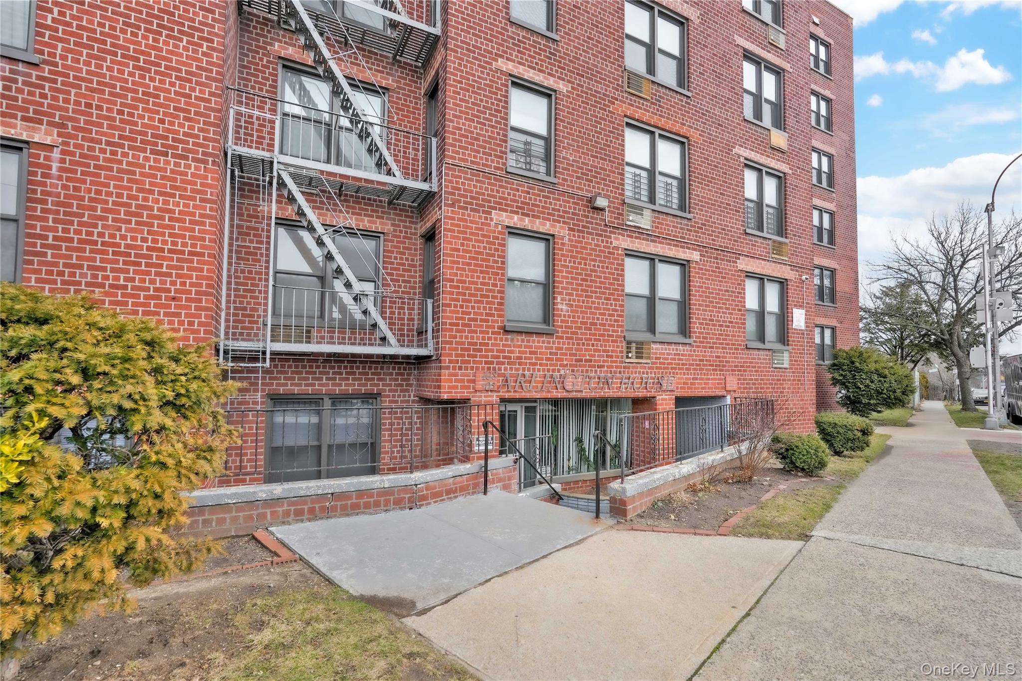 108-05 Astoria Boulevard 6-a Property Photo 14