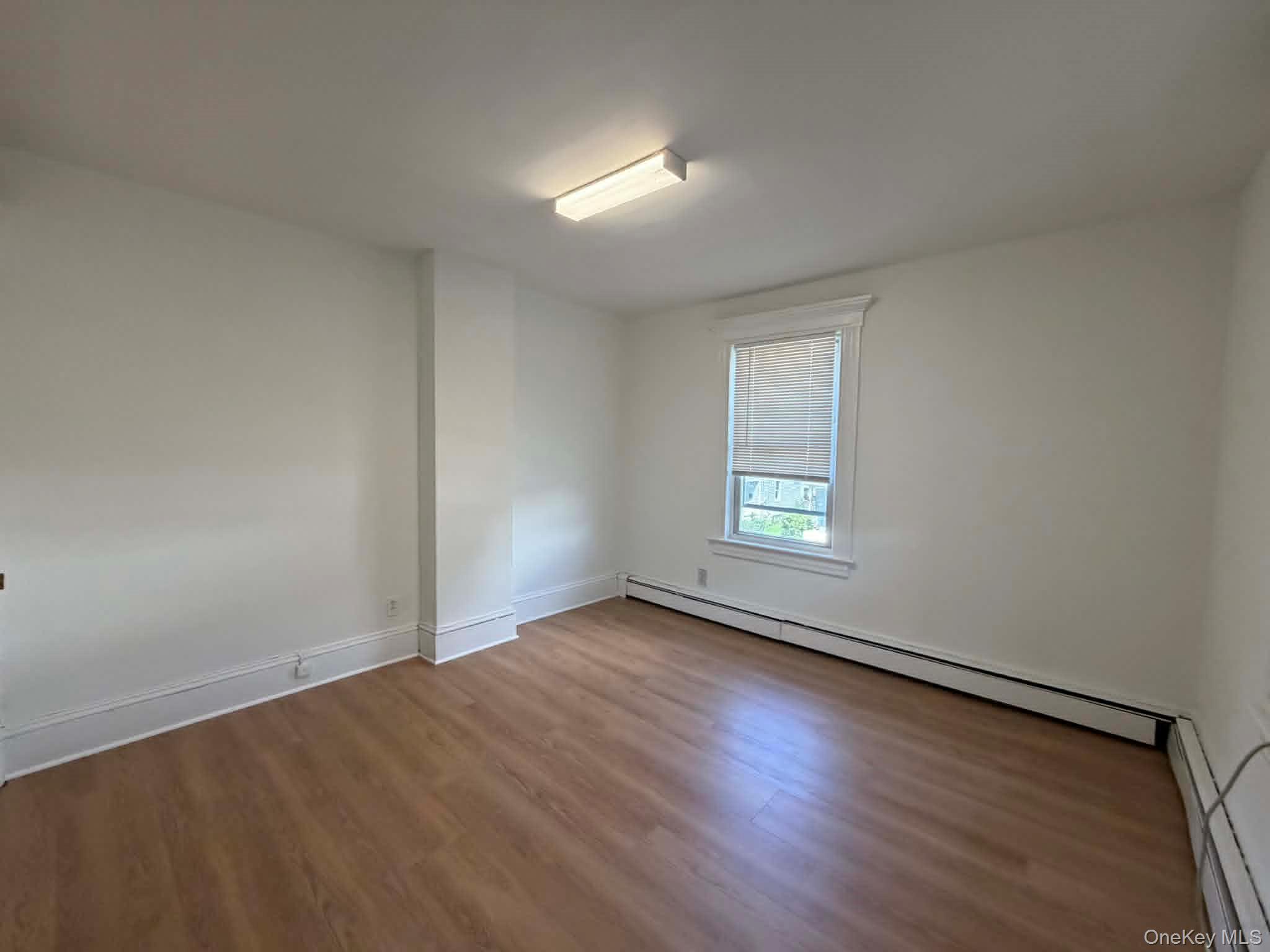 37 Riverside Drive B Property Photo 9