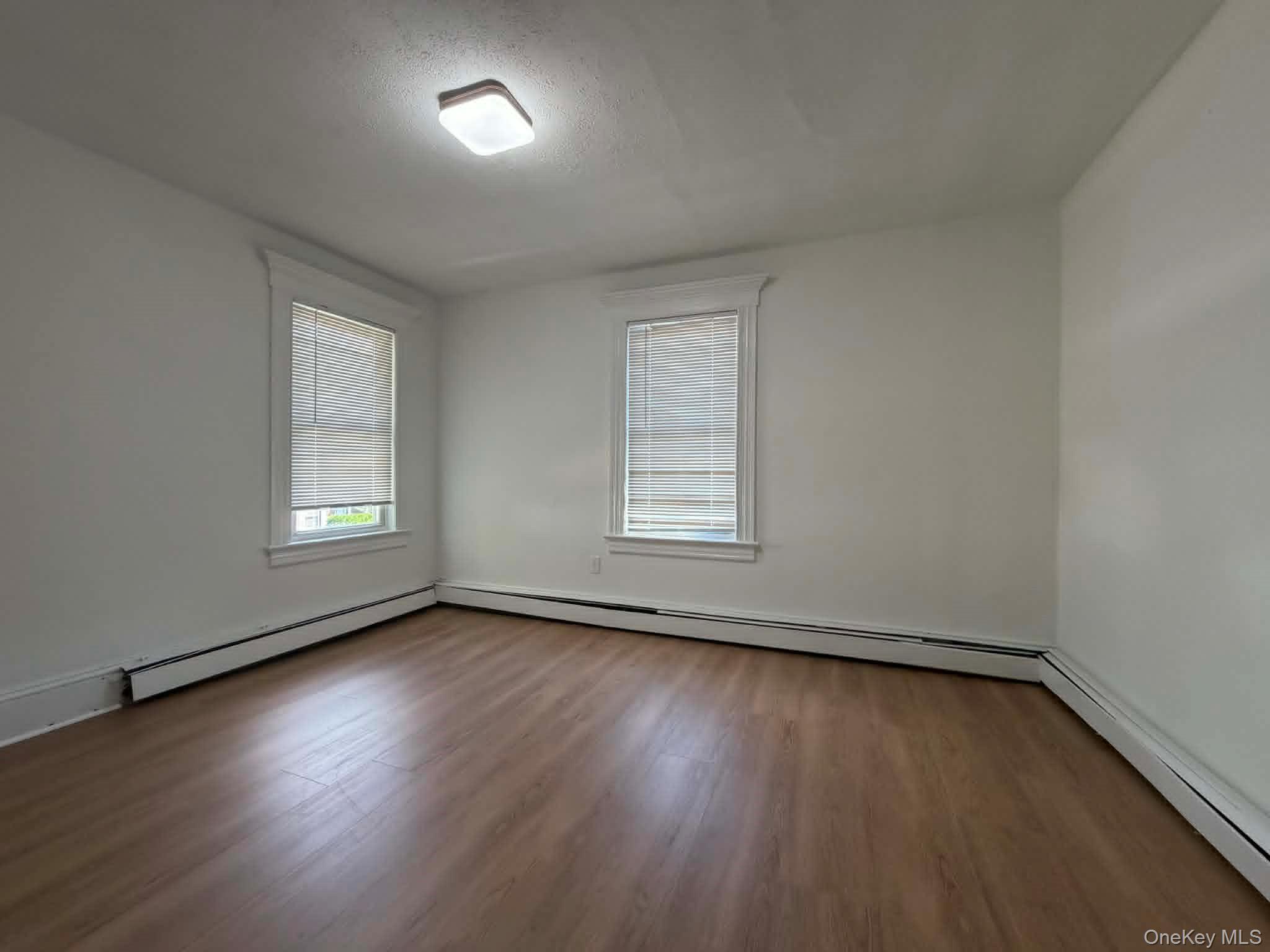 37 Riverside Drive B Property Photo 10