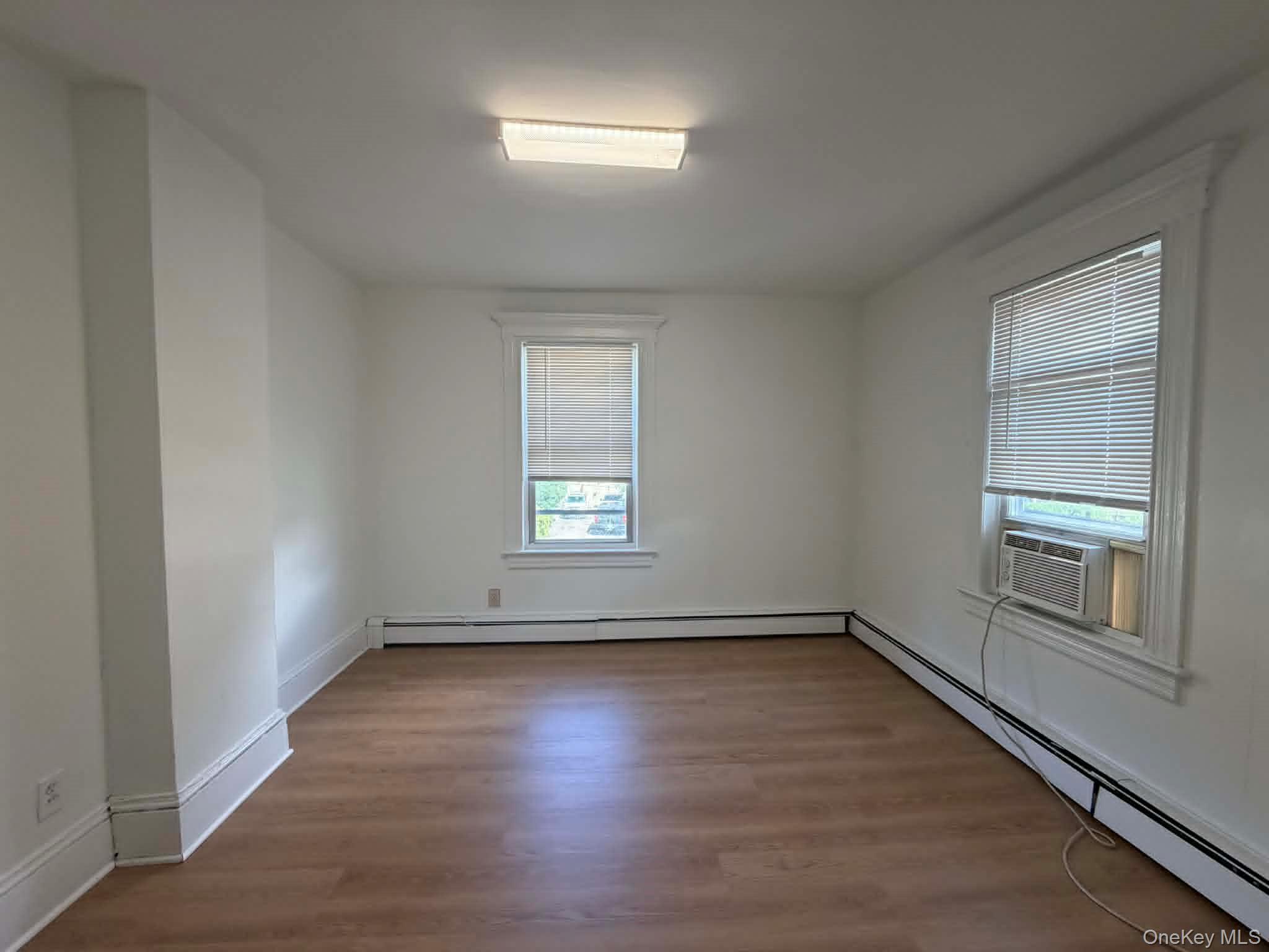 37 Riverside Drive B Property Photo 12