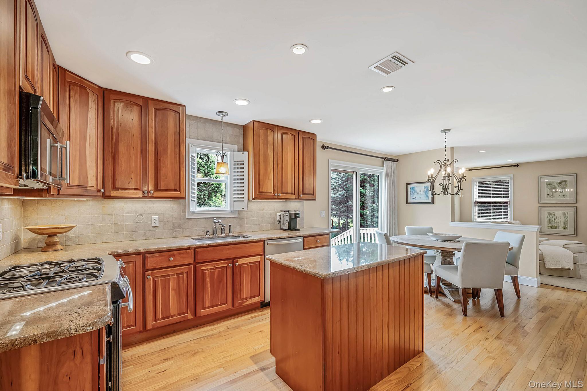26 River Avenue Property Photo 19