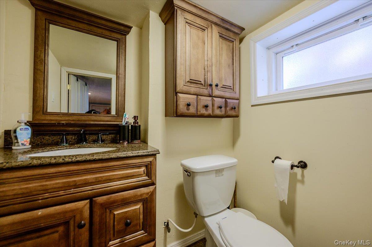 516 W Market Street Property Photo 17