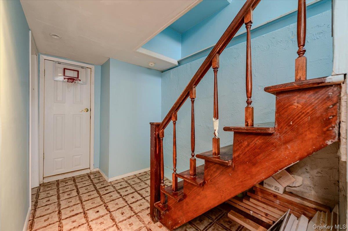 516 W Market Street Property Photo 21