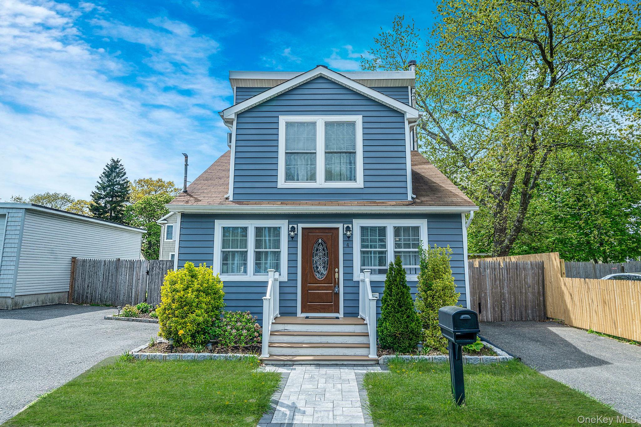 4 Morgan Avenue Property Photo 1