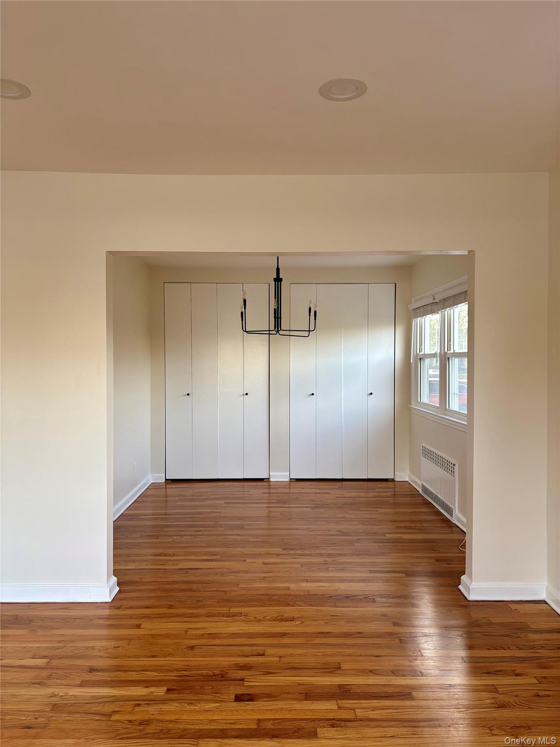165 Franklin Boulevard Main Property Photo 5