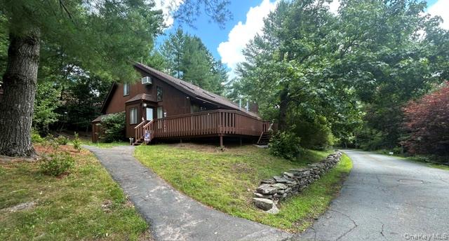 5 Lakeview Terrace Property Photo 1