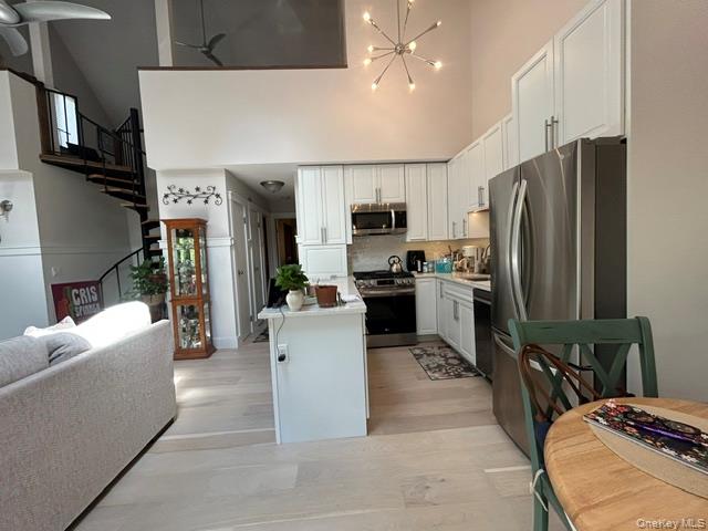 5 Lakeview Terrace Property Photo 6