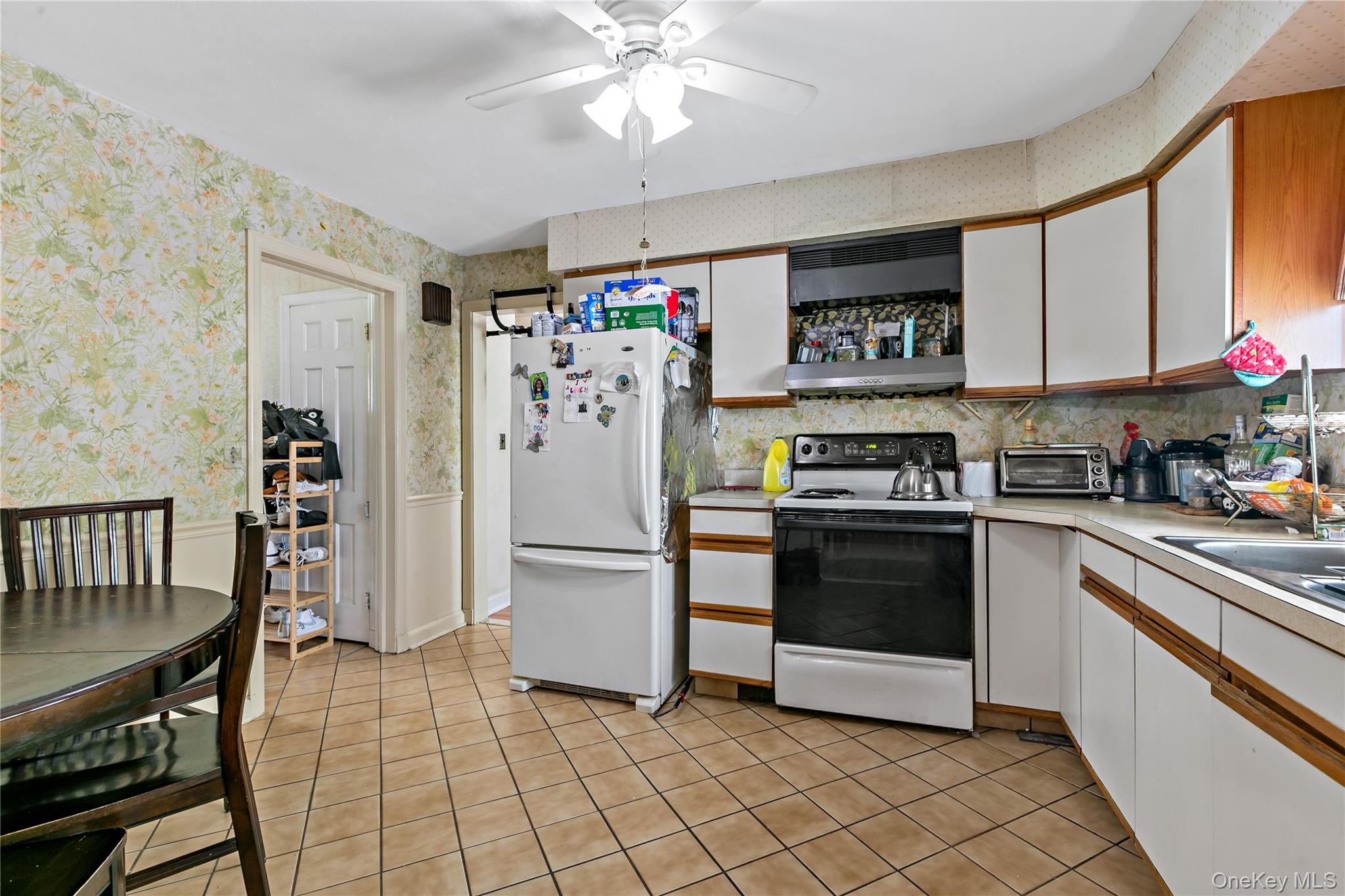 12 Westview Avenue Property Photo 23