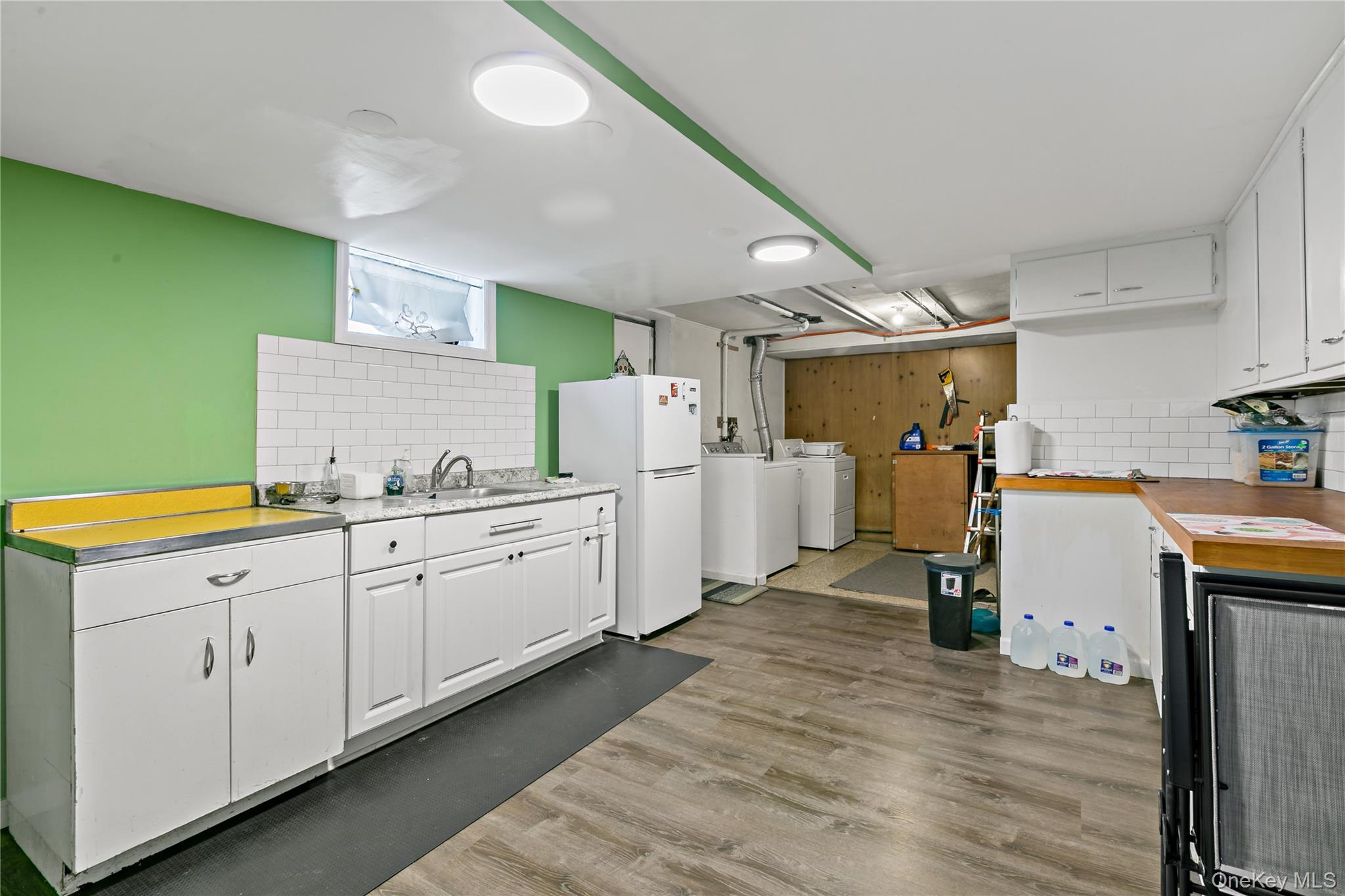 12 Westview Avenue Property Photo 25