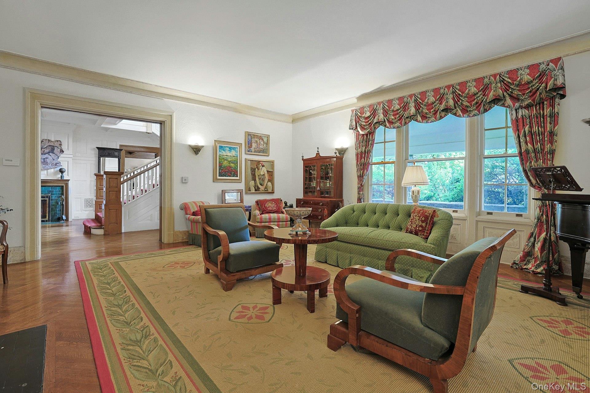 215 Soundview Avenue Property Photo 11