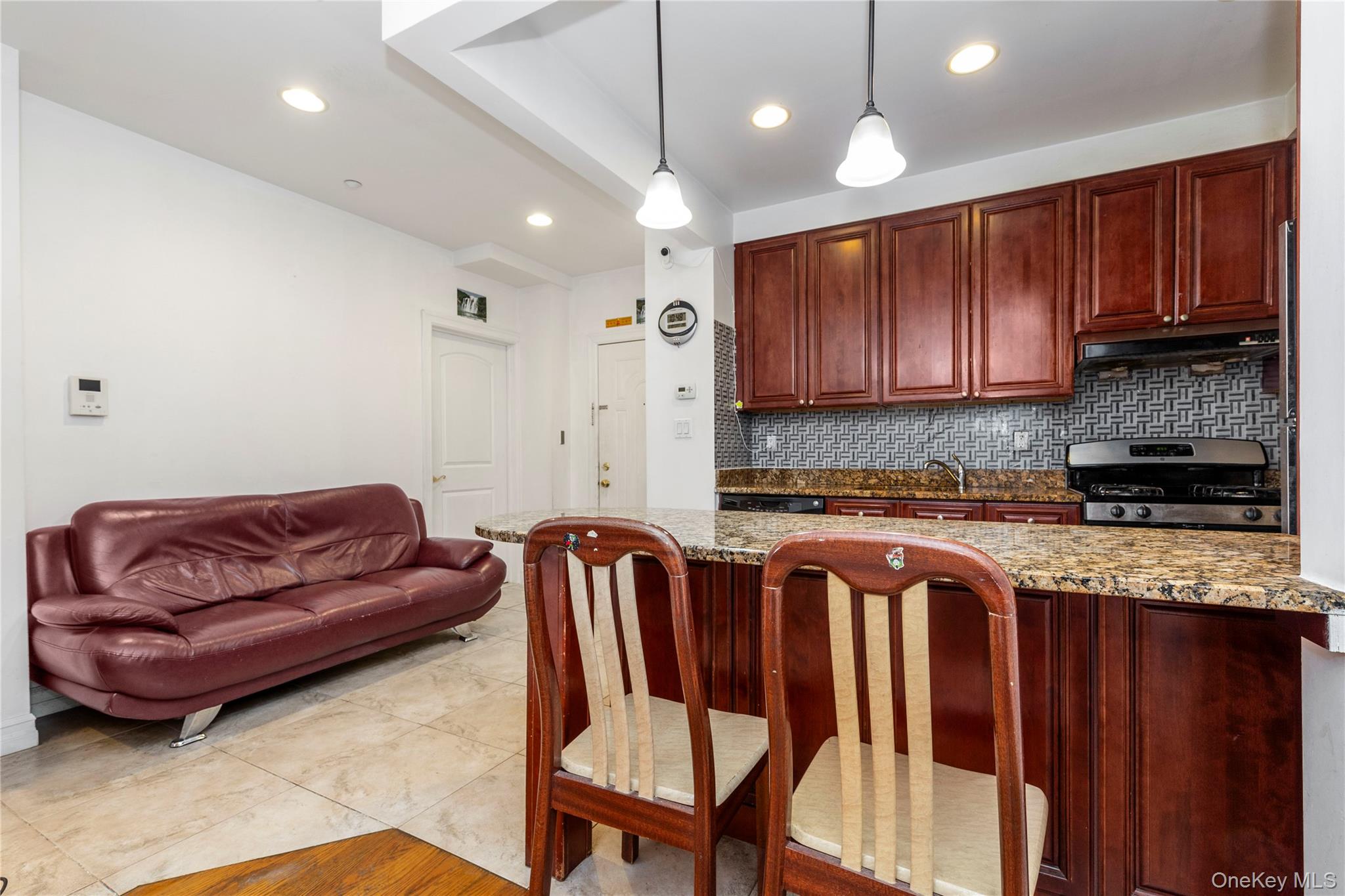10716 37th Avenue 3b Property Photo 5