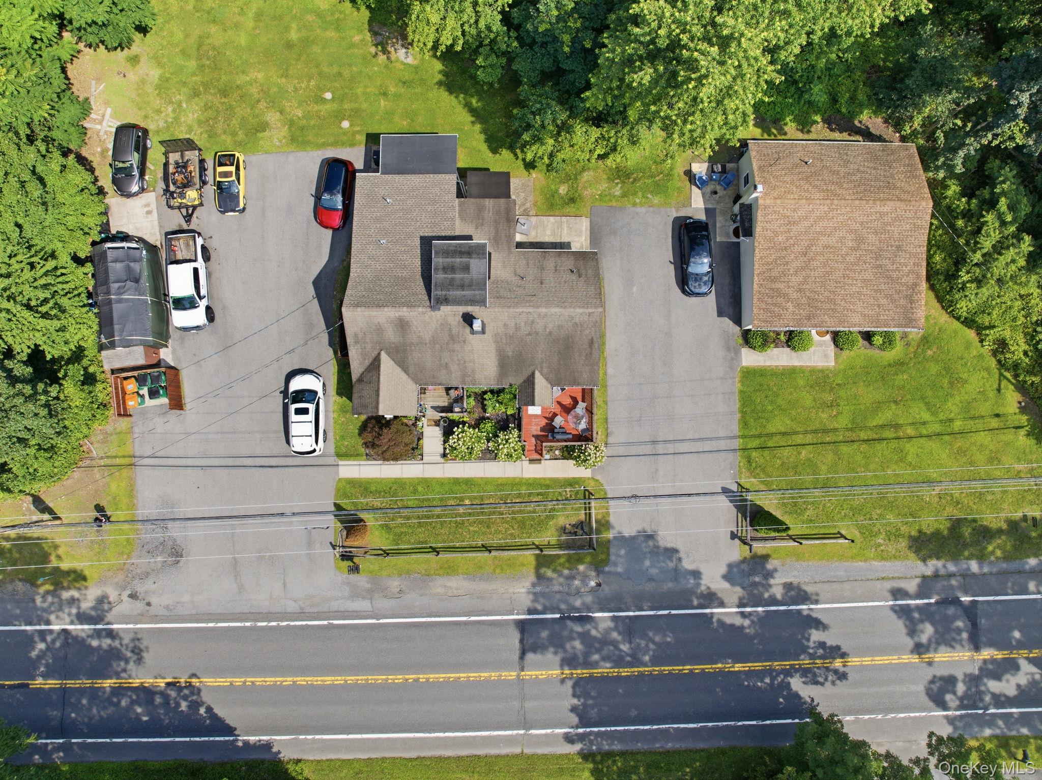 1614 Route 9g Property Photo 2