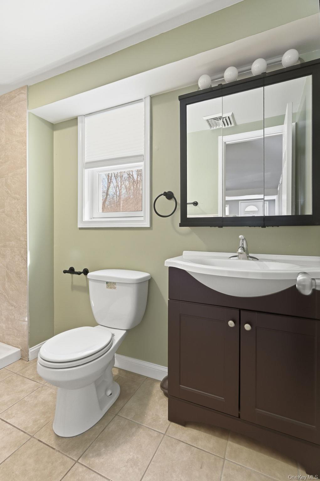 1614 Route 9g Property Photo 11