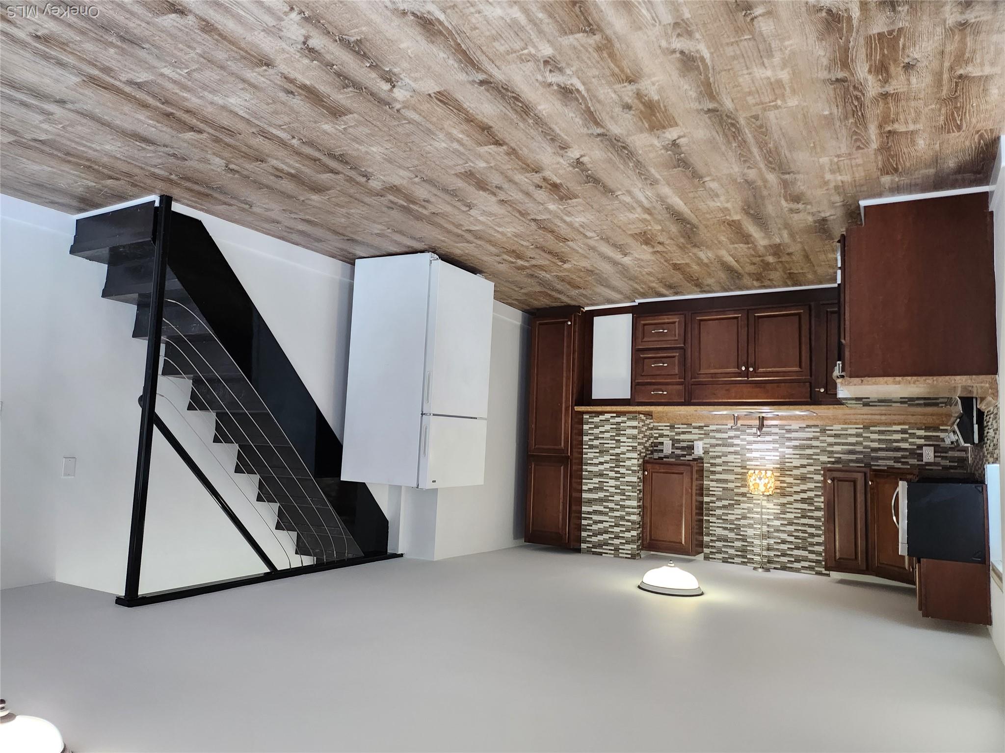 1614 Route 9g Property Photo 16