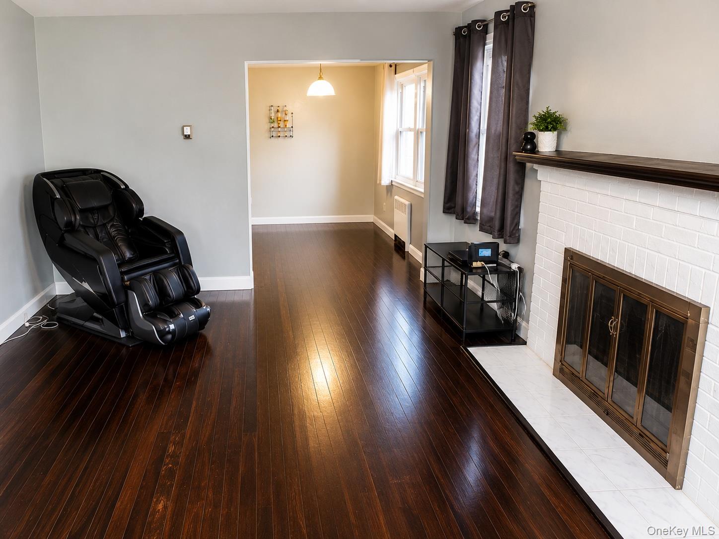 187 Perry Street Property Photo 3