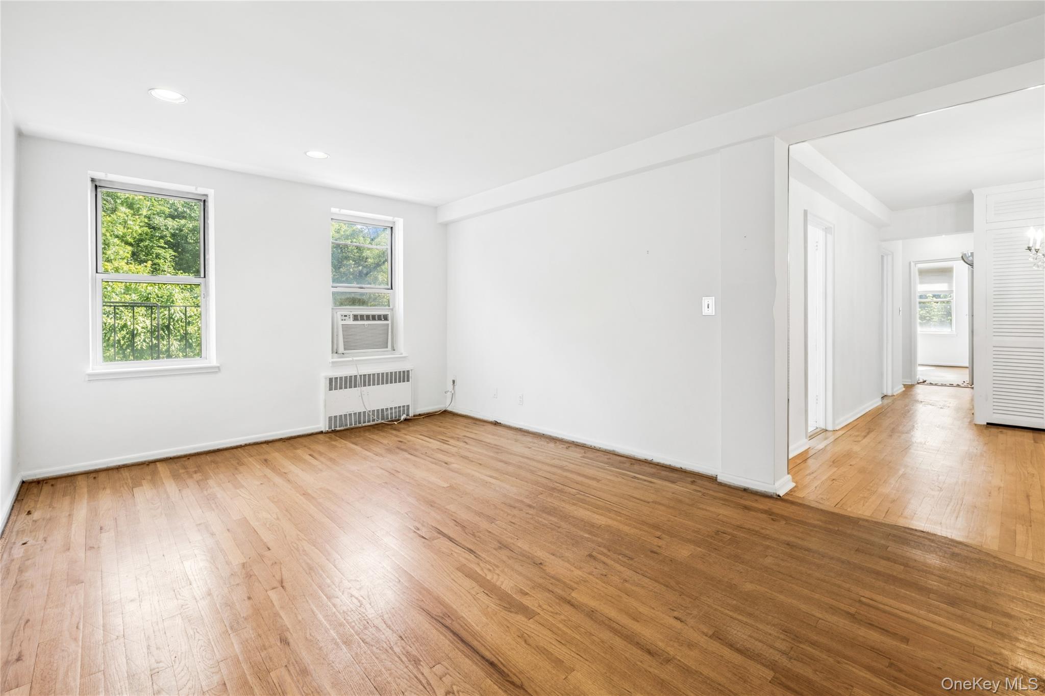 247 Parkview Avenue 3p Property Photo 5