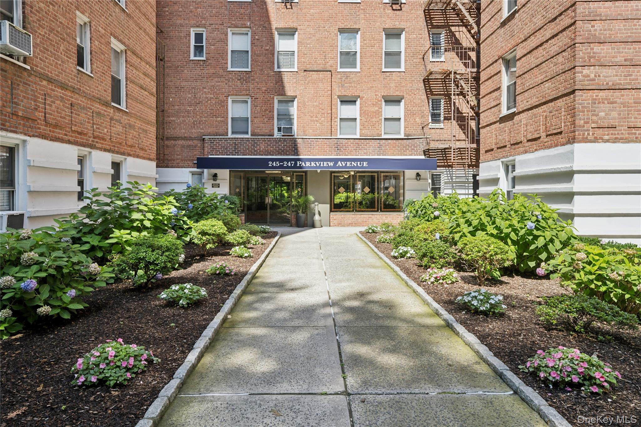 247 Parkview Avenue 3p Property Photo 19