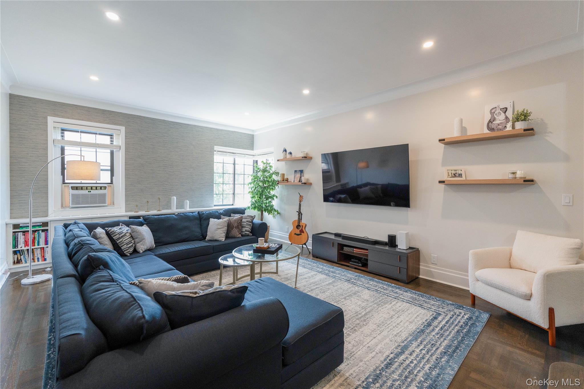 35 Parkview Avenue 6g Property Photo 2