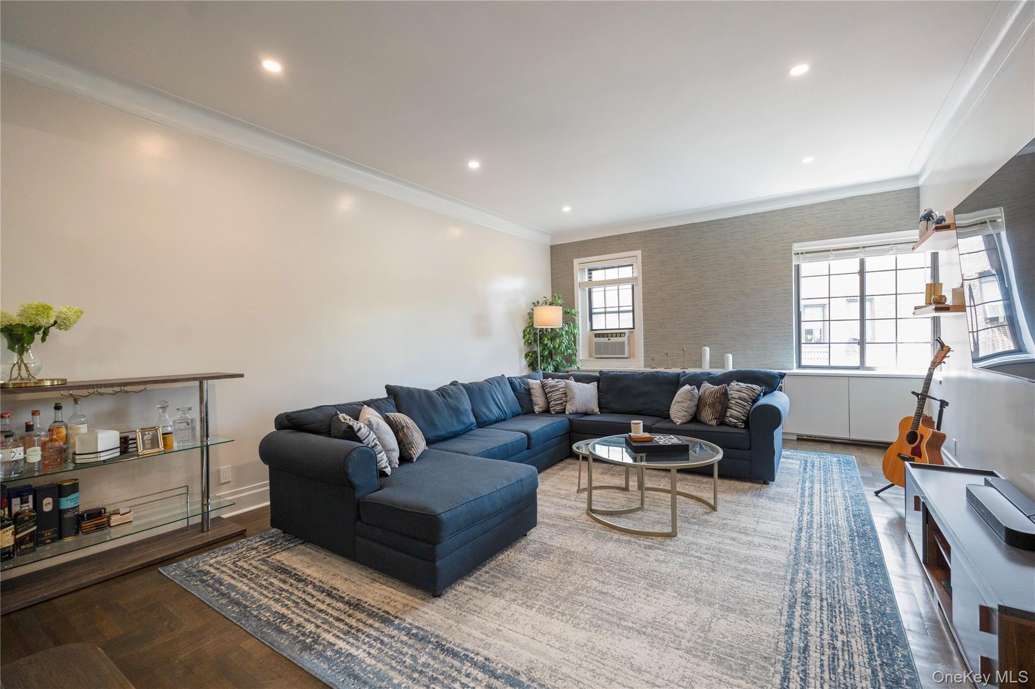 35 Parkview Avenue 6g Property Photo 3