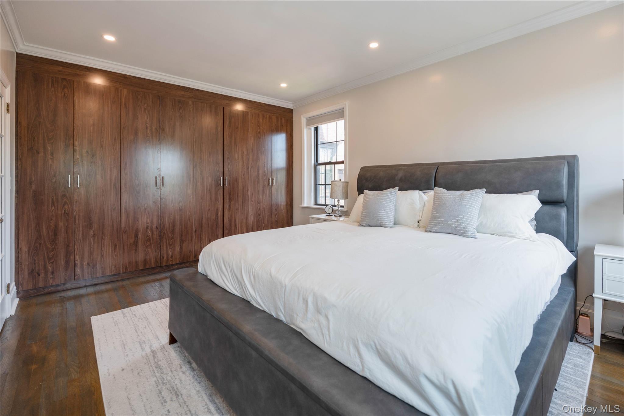 35 Parkview Avenue 6g Property Photo 12