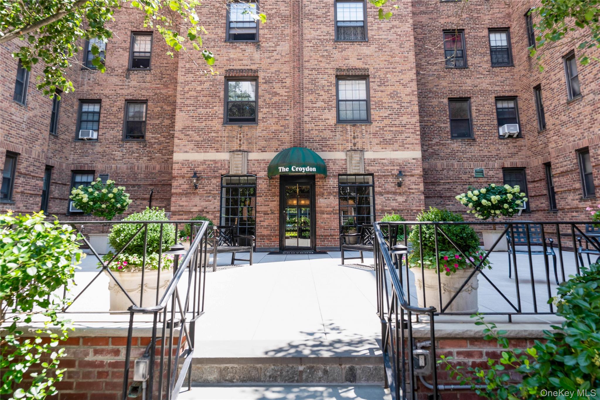 35 Parkview Avenue 6g Property Photo 17
