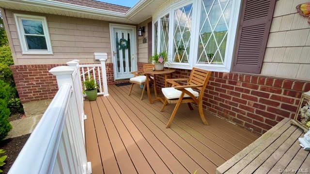 32 Taylor Drive Property Photo 6