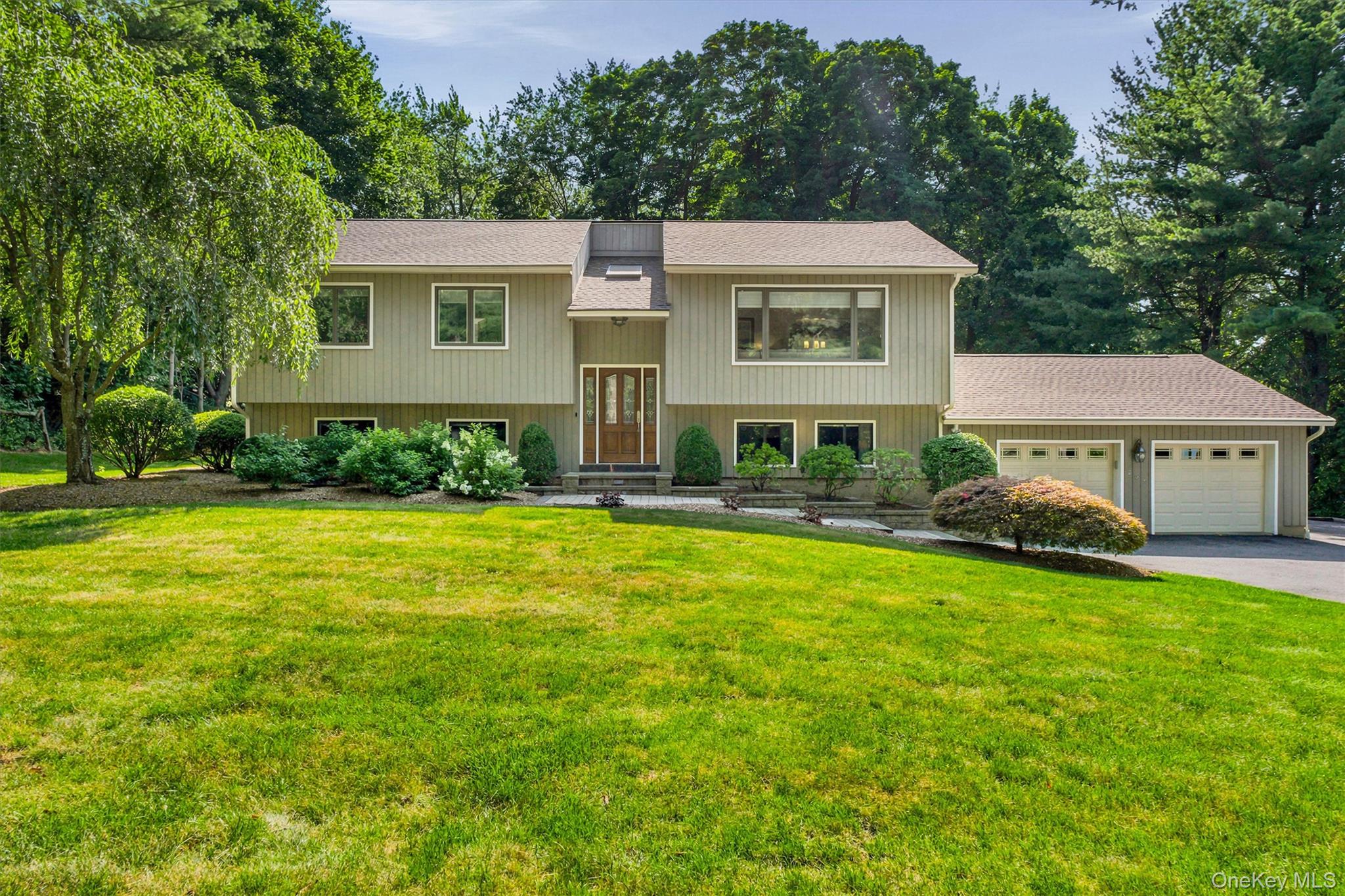 259 Peaceable Hill Road Property Photo 1