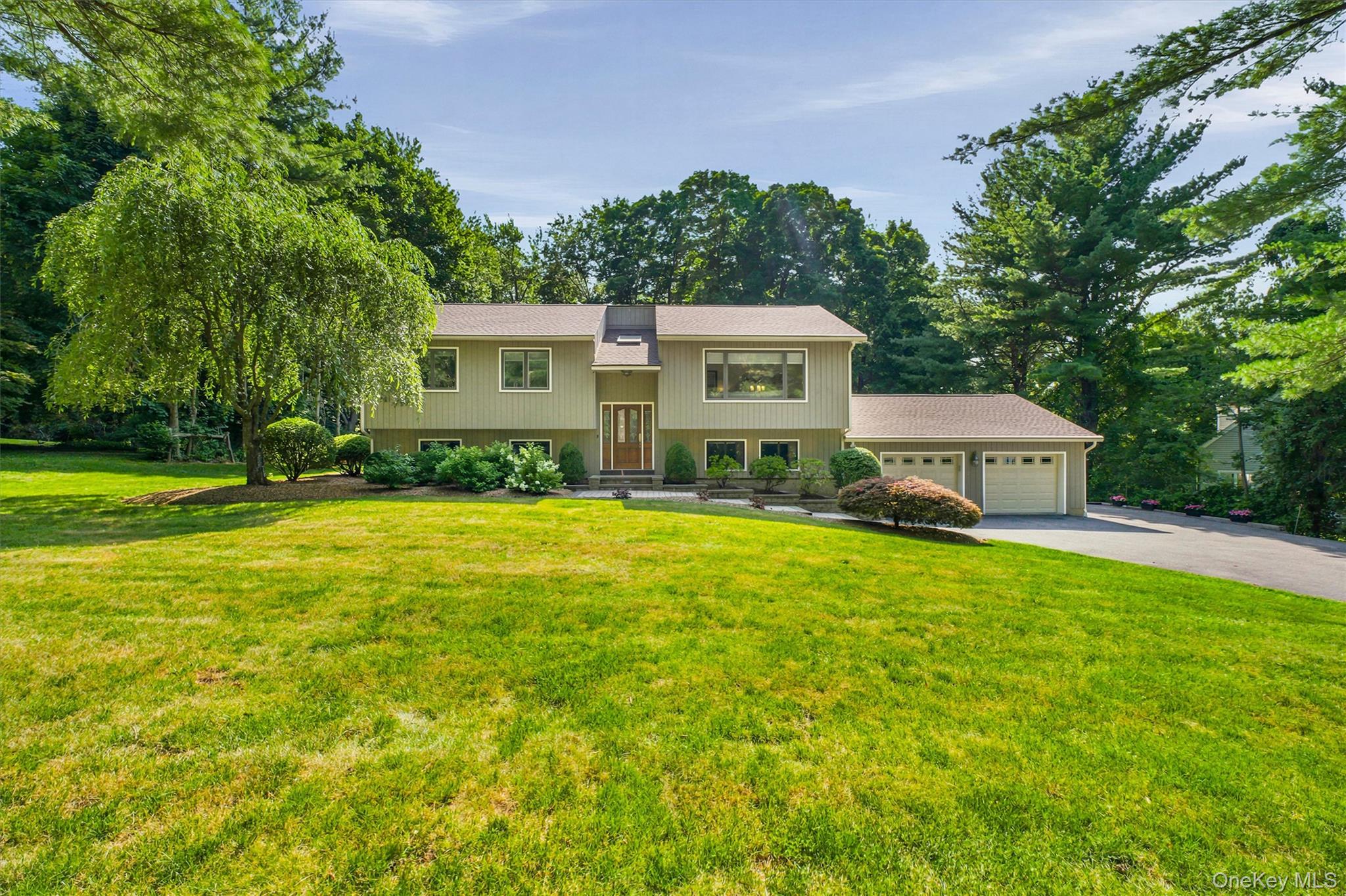 259 Peaceable Hill Road Property Photo 2