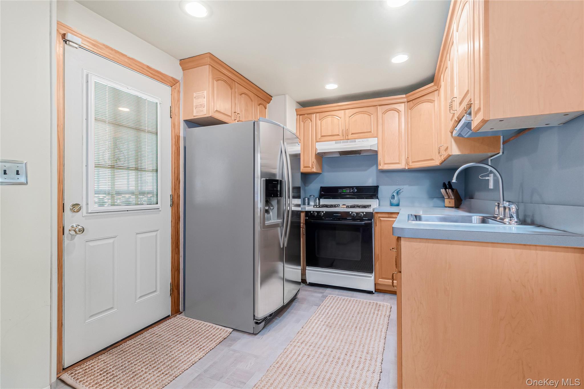 9423 209th Street Property Photo 10