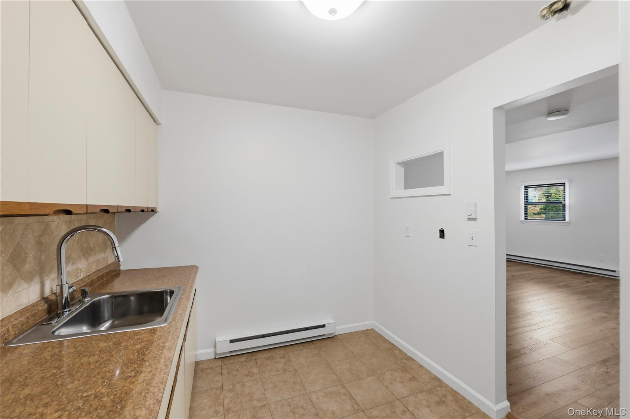 3 Hampton Court B Property Photo 16