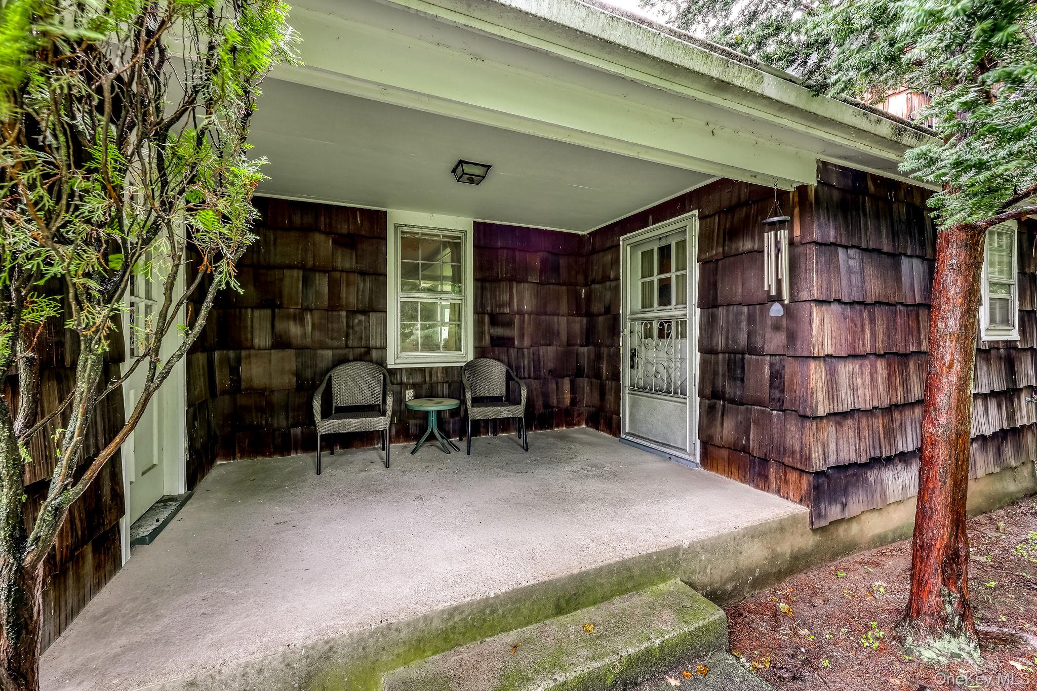 6 Juniper Terrace Property Photo 2